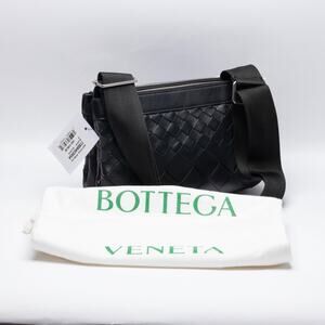 Bottega Veneta Intrecciato Duo Leather Crossbody Black (Pre-Own)
